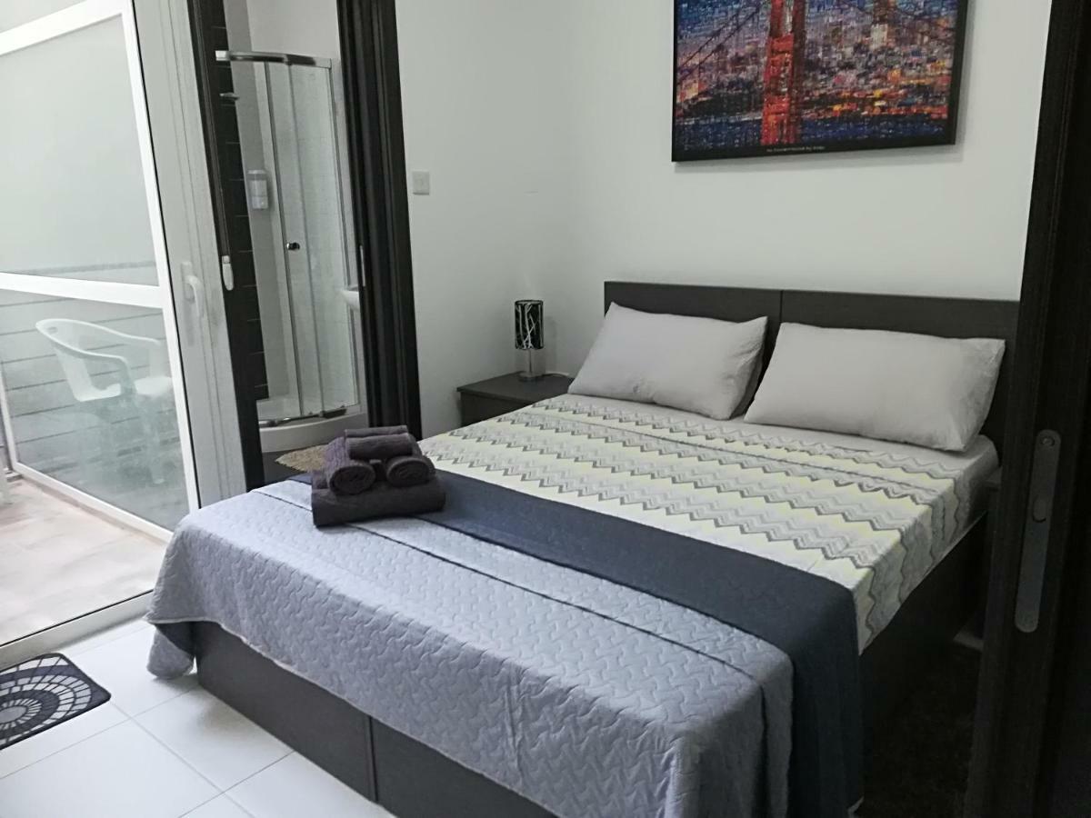 Nice And Cosy Apartment Close To Seafront Сліма Екстер'єр фото